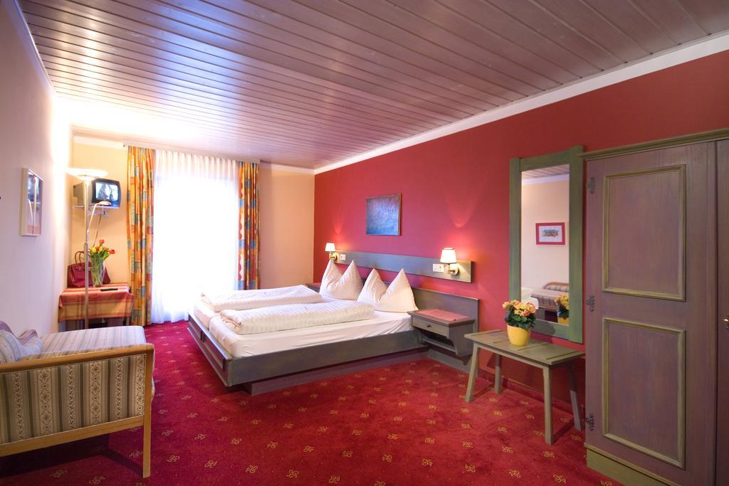 Hotel Aloisia, Hotel Garni Mariapfarr Room photo